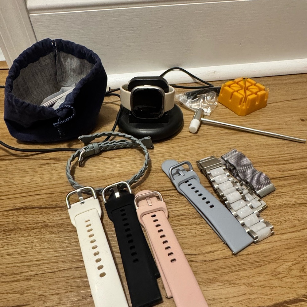 Fitbit Versa 2 with 9 Interchangeable Bands and USB Charging Station